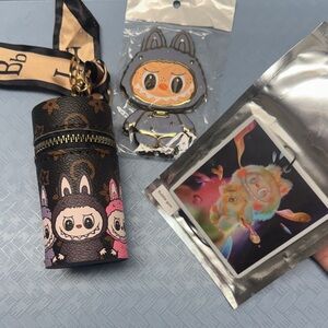 Cute Character Kids Keychain Set - Black and Pink
Air Freshner
